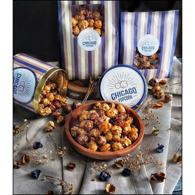 

CHICAGO POPCORN SIZE S ALA GARRETT CHEESE CARAMEL CHOCOLATE GARRET