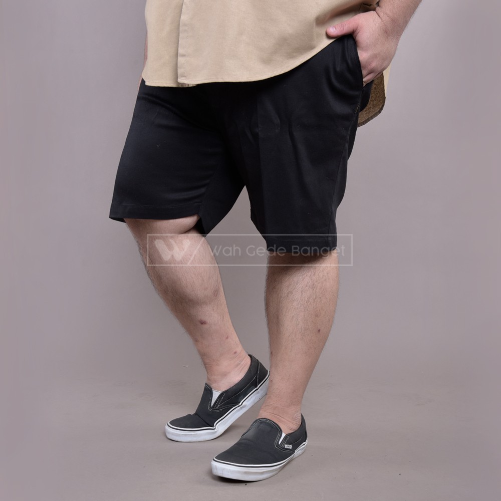 

WGB Hansel Black Celana Chino Pendek Big Size Jumbo XXL XXXL WGB