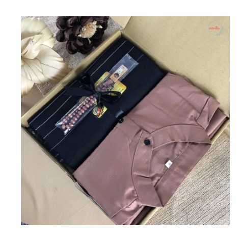 Hampers Gift Box Cowok Cakep Baju Koko + Sarung Kado Cowok Kado Hampers Lebaran