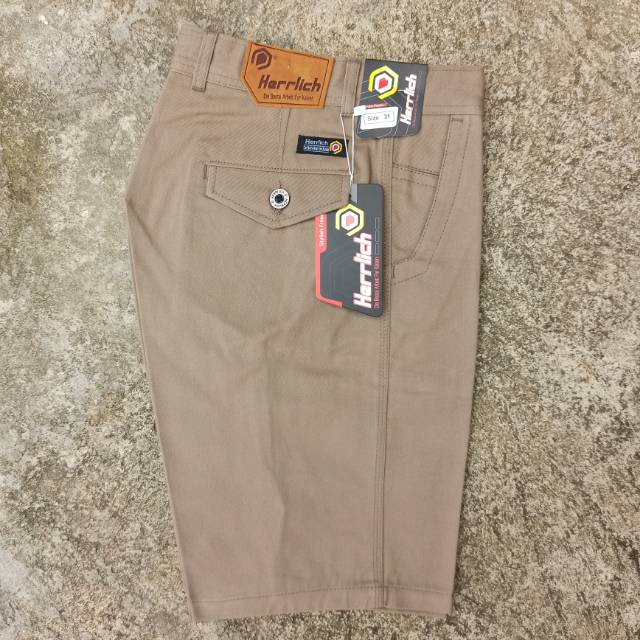 Chinos Pendek Original Herrlich Size 29-34