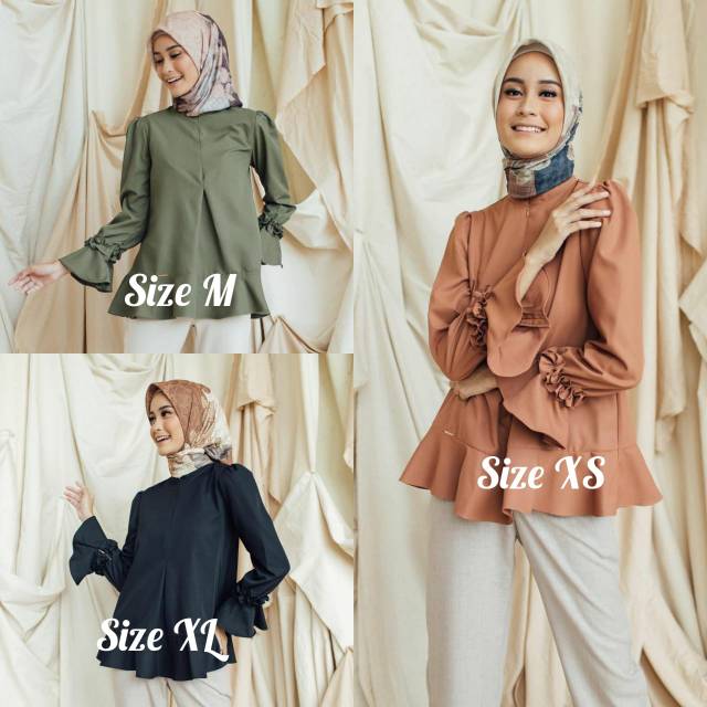 CLARA BLOUSE WEARING KLAMBY