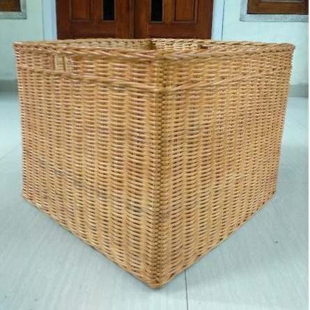 keranjang rotan besar ukuran 50 X 50 X 40 cm