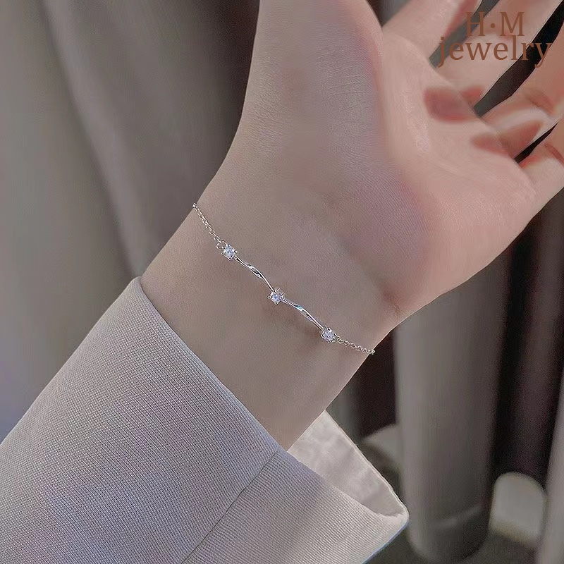 2022 Gelang Tangan Model Rantai Twist Hias Berlian Imitasi Gaya Korea Untuk Wanita