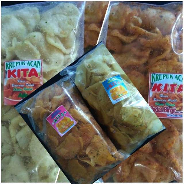 

Keripik daun jeruk dengan kombinasi rasa asin pedas dan bawabg putih