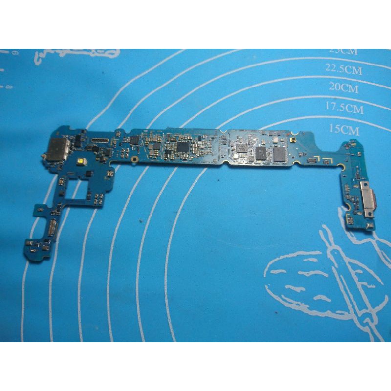 mesin a7 2017 matot sperti poto ic msh ori smua  blm prnh cabut. (no komplain) .  tombol volume a7 2