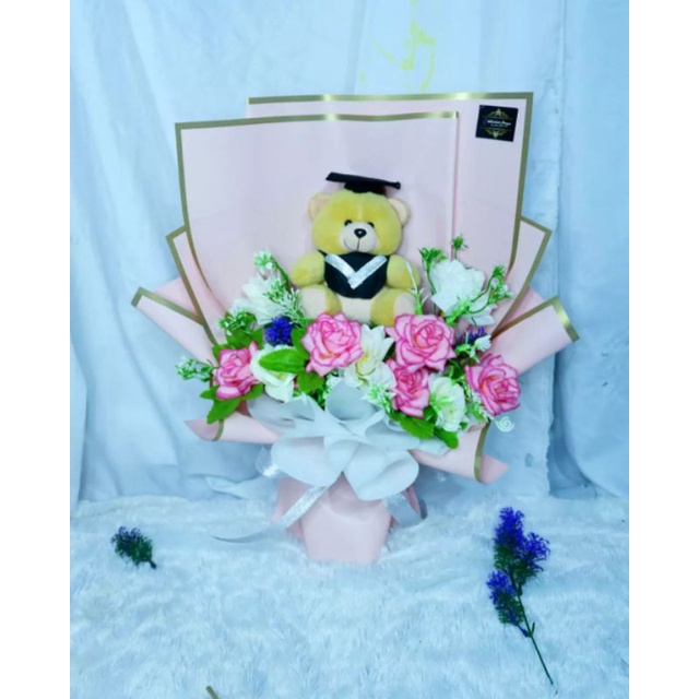 

Bucket Wisuda/bucket boneka wisuda