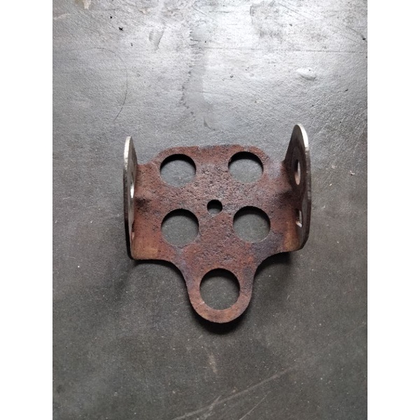 breket dudukan sein reting belakang Honda win 100 original