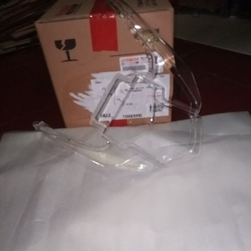 Mika Stop /Kaca Lampu Belakang xeon carbu ,Xeon Rc, Xeon  Gt 125