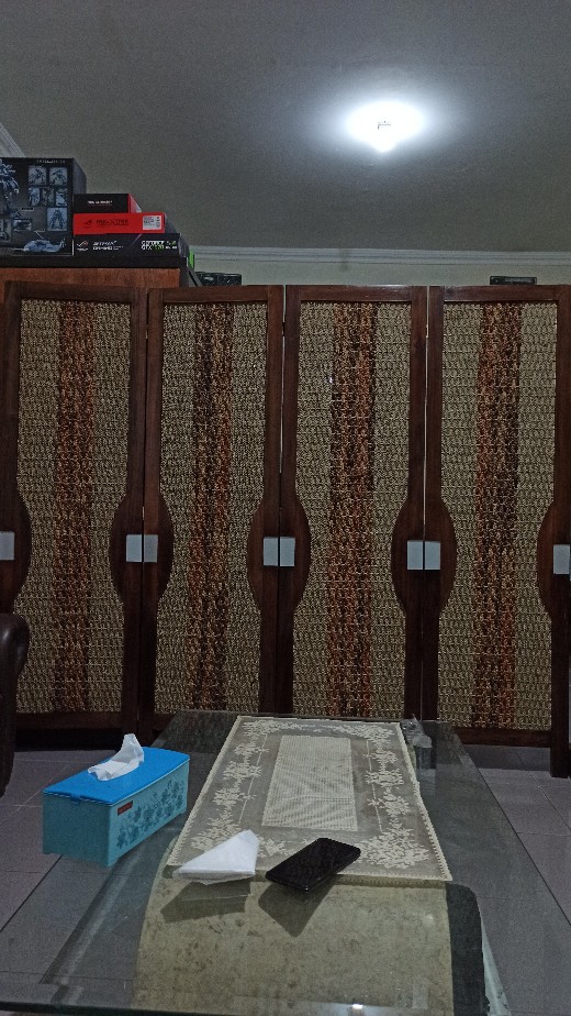 Penyekat Partisi Ruangan Alminy 4 Daun | Pembatas Sketsel Kayu | Wood Divider