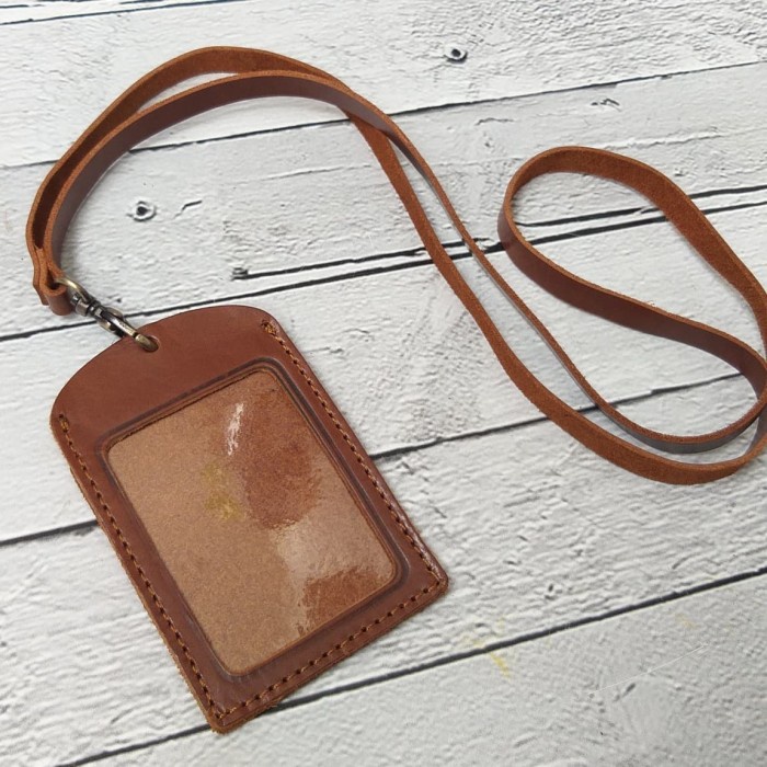 

Cantik Id Card Holder Kulit Asli Deluxe (Coklat Havana) Trendi