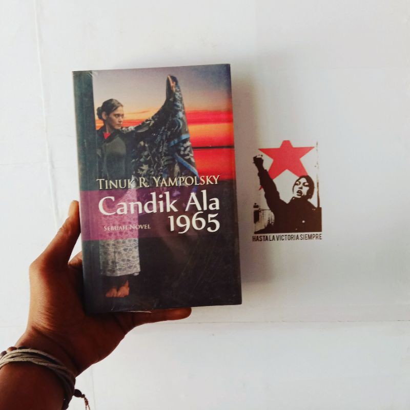 Candik Ala 1965 by Tinuk R. Yampolsky