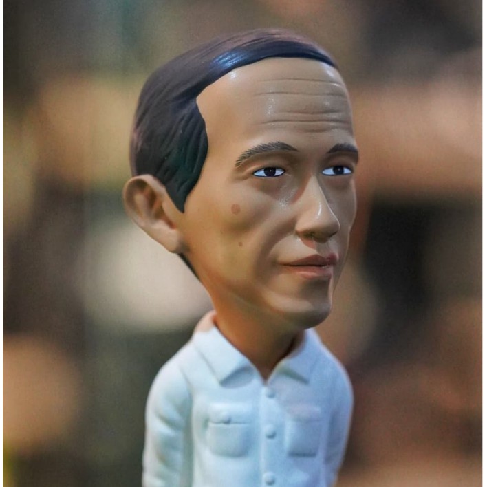 Alitz jokowi limited mini figure by Simbiosix Studios