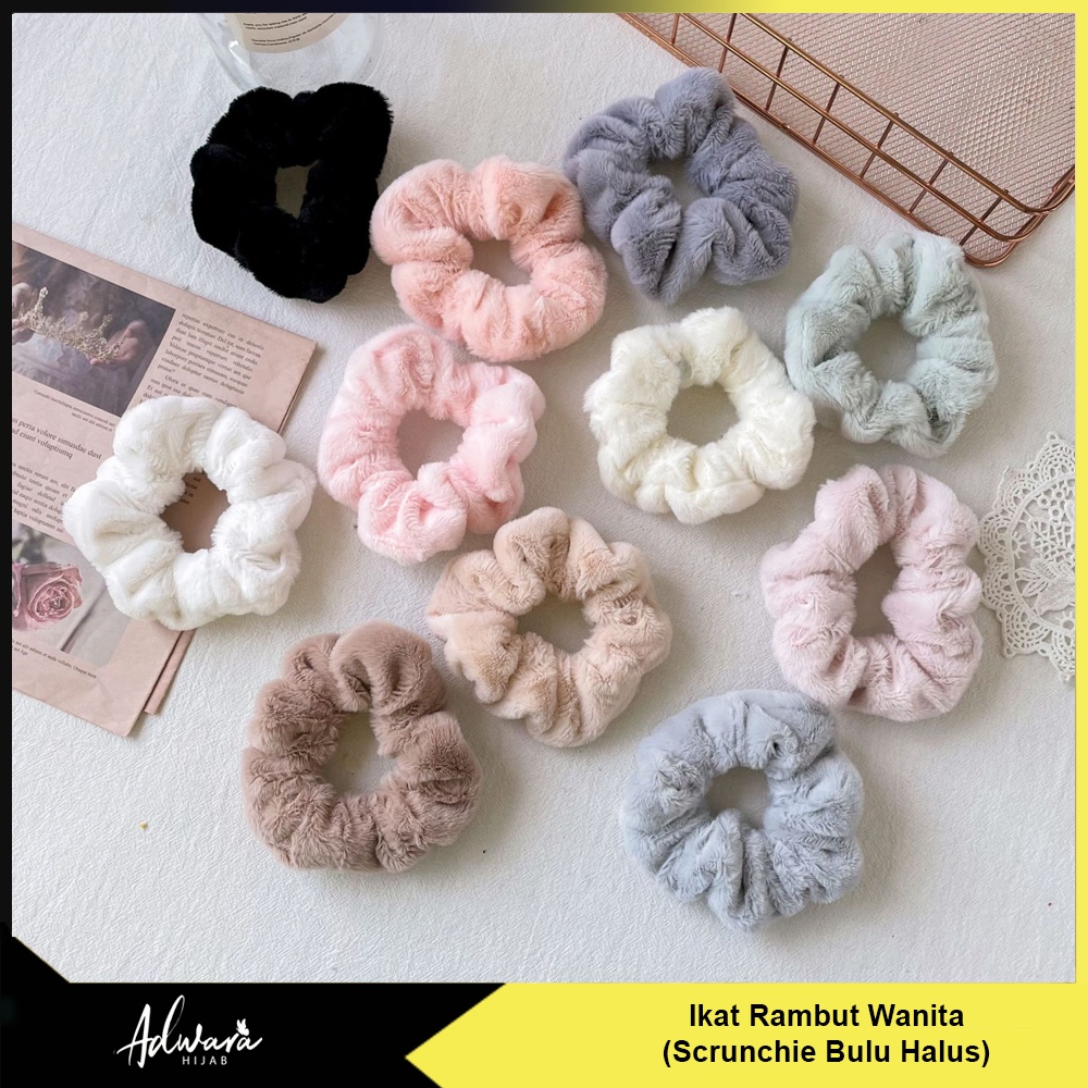 Ikat Rambut Scrunchie Rabbit Hair Bulu Halus / Kuncir Rambut Gaya Fashion Korea Hair Band