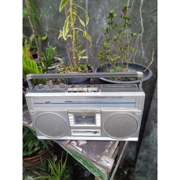 Tape Boombox Jadul