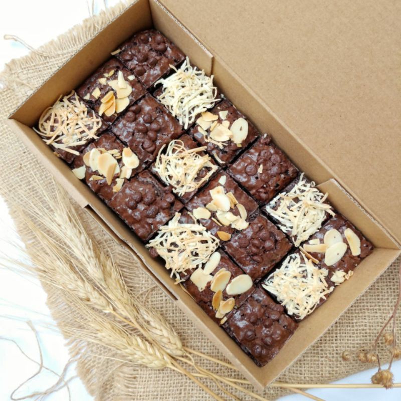 

Fudge Brownies Mix Isi 18 Premium