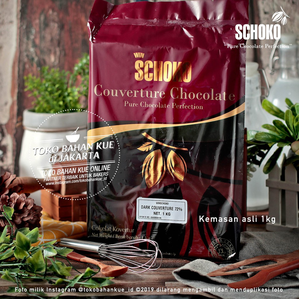 

Schoko Couverture Dark 72% 1kg Chocolate Baking Coklat Cokelat Cocoa Indonesian Chocolate