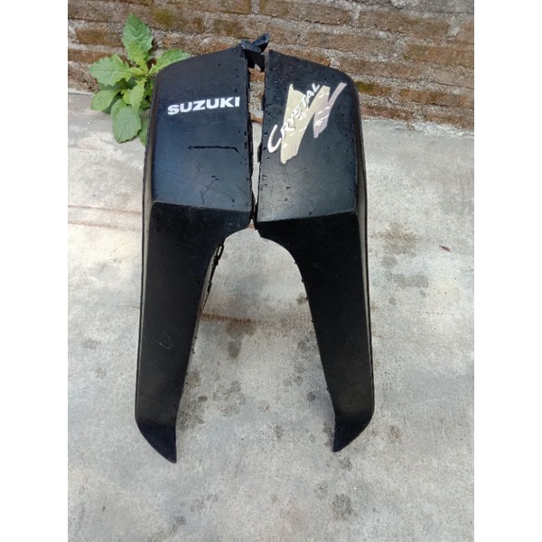 sepasang sayap Suzuki RC 110 rc crystal 110 original