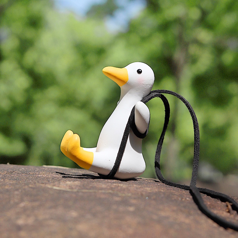 Hand-made Cute Plaster Swing Duck Car Pendant with Hanging Rope / Auto Rearview Mirror Ornaments