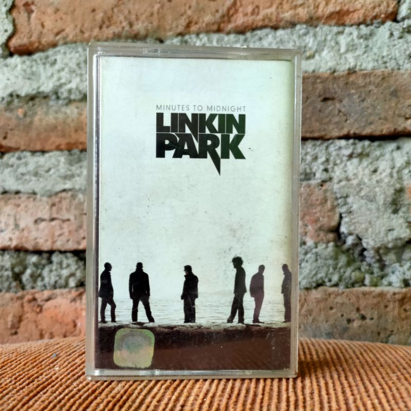 KASET PITA LINKIN PARK MINUTES TO MIDNIGHT