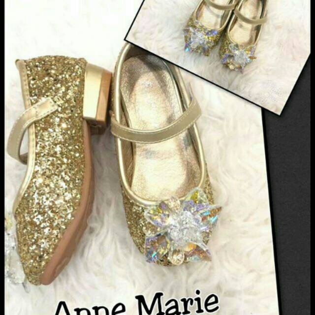 Sepatu kaca anak perempuan