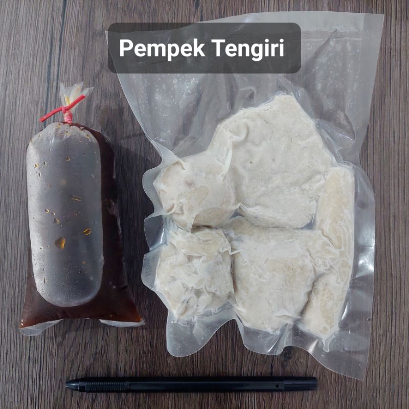 

Pempek / Empek2 Tengiri