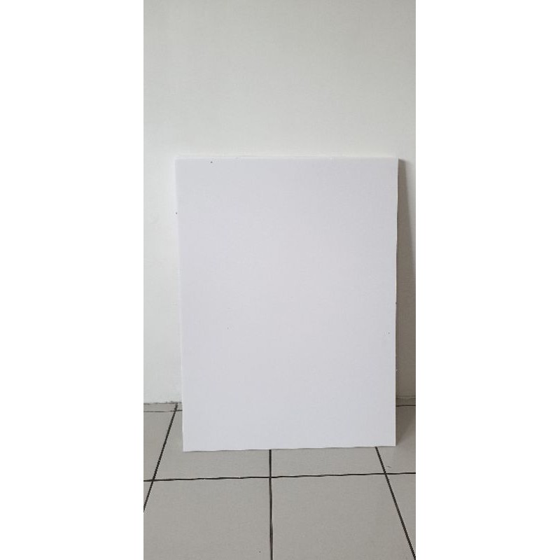 

klm Foam Board ( White Paper Board ) 5 mm ( 60 x 80 cm ) x 3 lembar