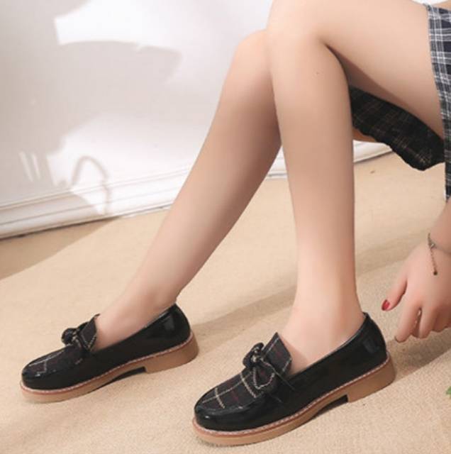 Sepatu loafers wanita / Docmart MELAN / Sepatu Wanita / Sepatu Flat Wanita /  Bisa Cod