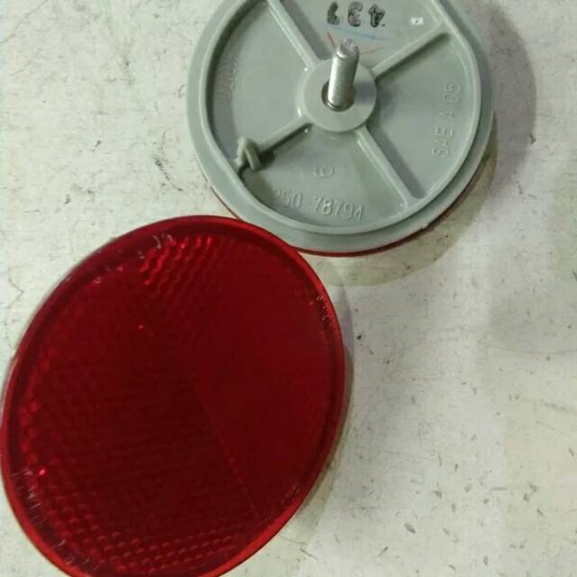 Mata Kucing Avanza Veloz. Reflektor Lampu Belakang Avanza Veloz. Reflektor Avanza Veloz