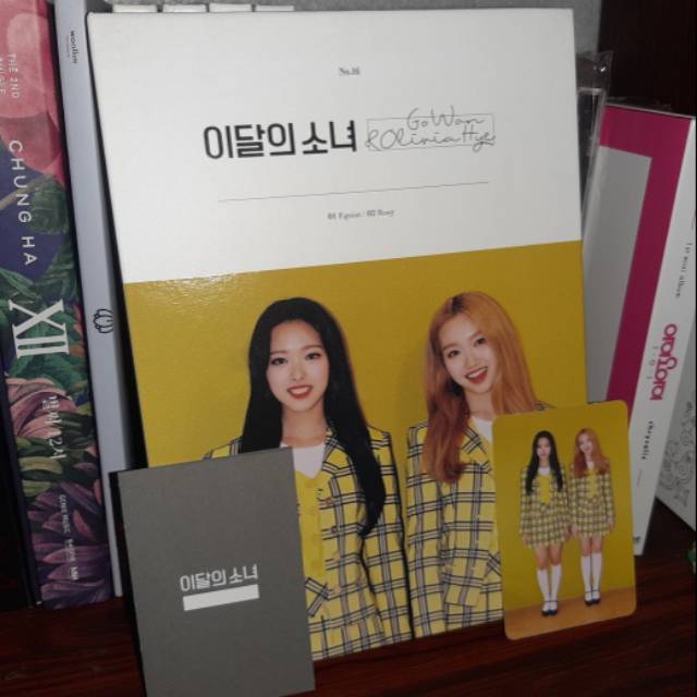 LOONA GoWon & Olivia Hye FULLSET ( Album+PC+Att Card)