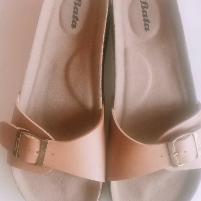 Sandal bata cewek