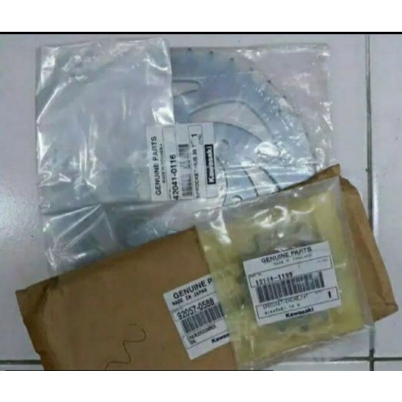 gear gir set ninja rr new rantai gir set rr new original