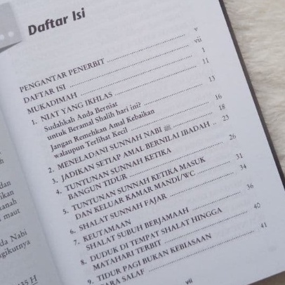 Panduan Amal Sehari Semalam Original - Memaknai Setiap Detik Kehidupan Dengan Beramal Shalih - Pustaka Imam Asy Syafii-2