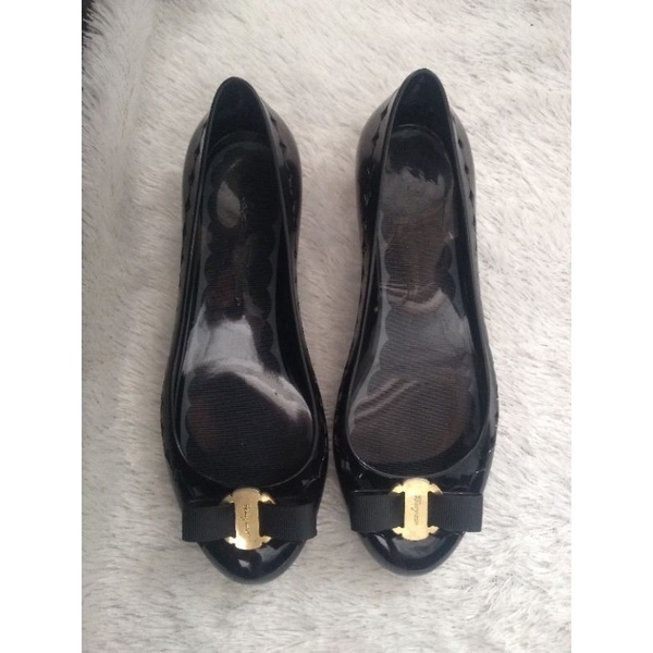 SEPATU WANITA JELLY SALVATORE FERRAGAMO MADE IN ITALY AUTH PRELOVED