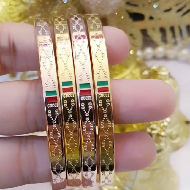 Gelang titanium lapis emas 23k 0401