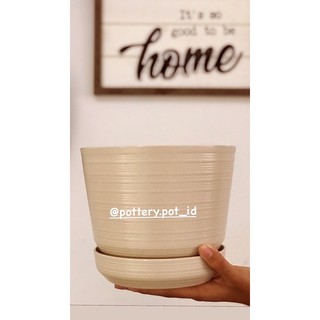 Pot Tanaman Pot Unik Pot Keramik Pot dengan Tatakan Pot Tanaman Pot Unik Pot Keramik Pot dengan Tatakan