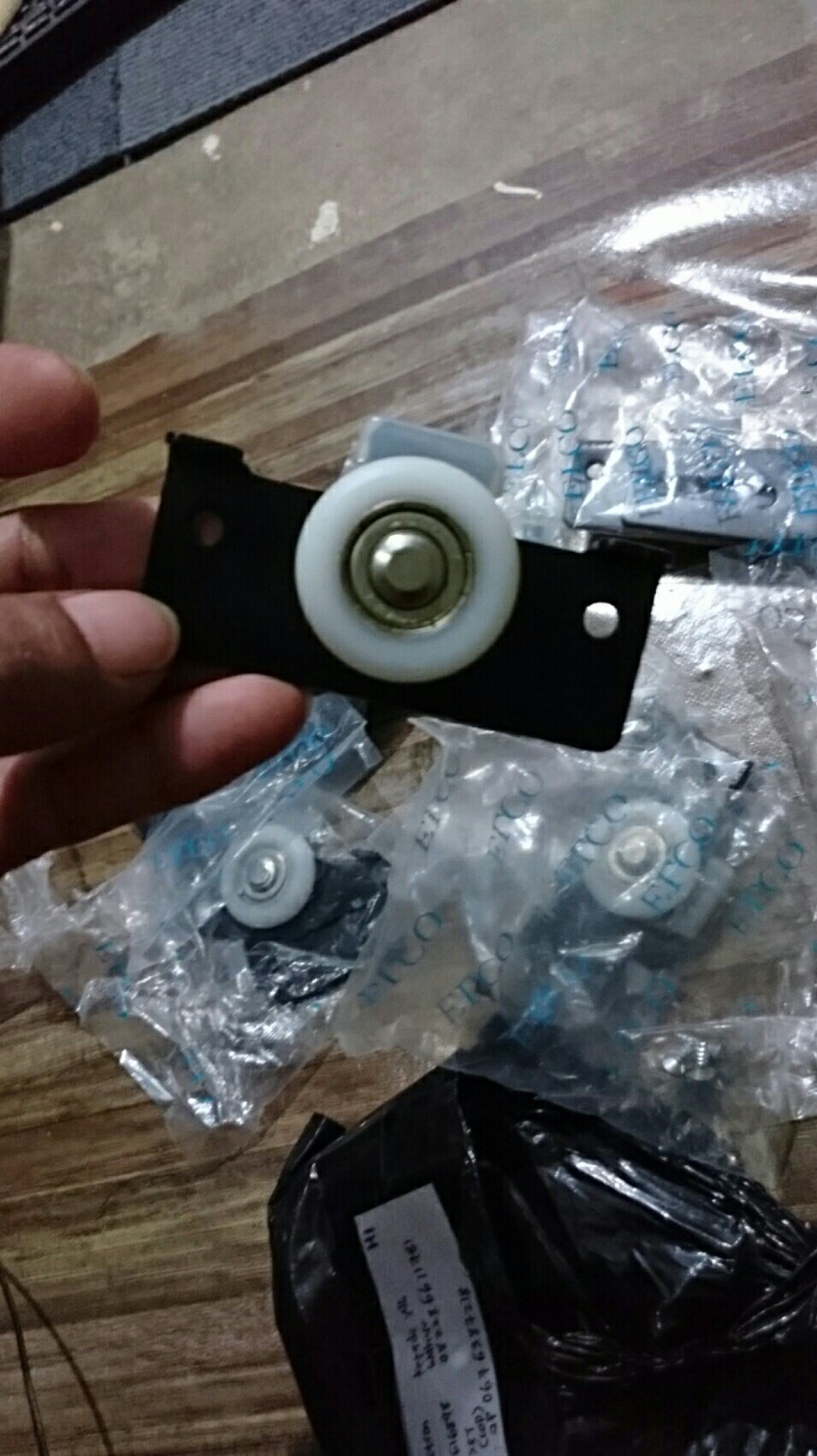 Roda Pintu Sorong Model Tanam / Roda Sliding Door