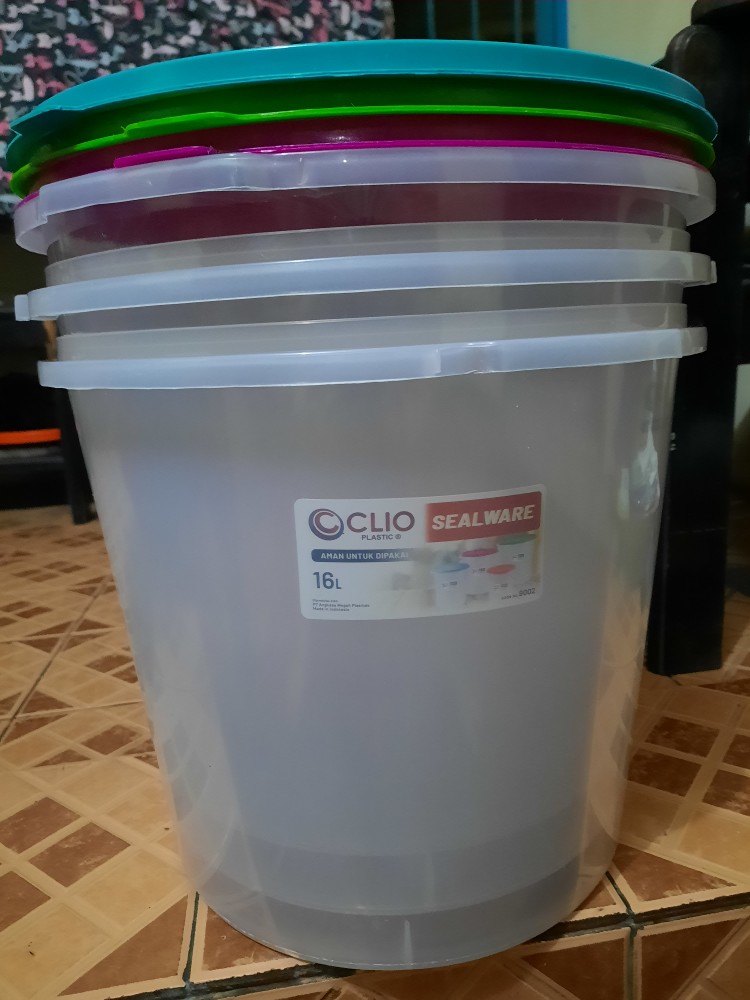 3 Pcs Toples Pelastik Uk 16 Liter (tempat Kerupuk) Merek Clio