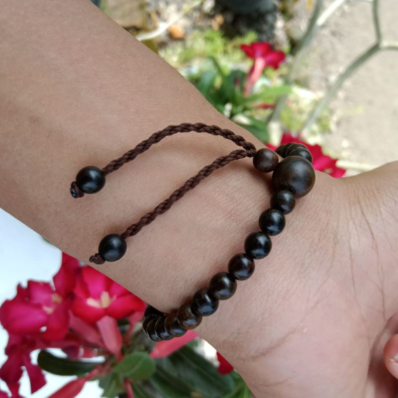 Gelang Cantik Pria Wanita Kayu Kemuning Hitam Asli, Berbahan Kayu Langka Bertuah Nusantara Asli