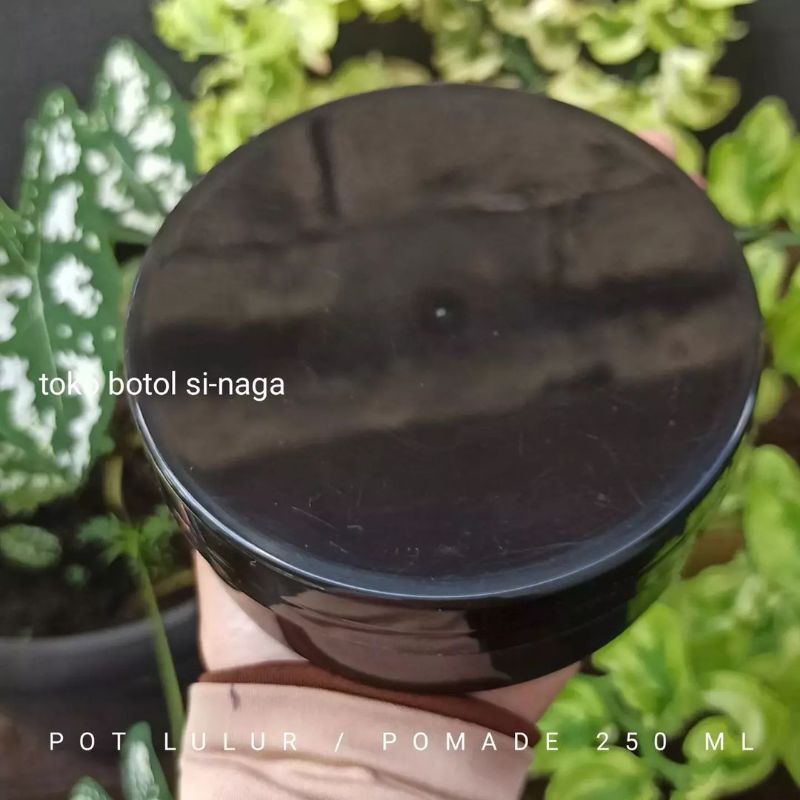 Pot Lulur Pomade 250 ML Hitam