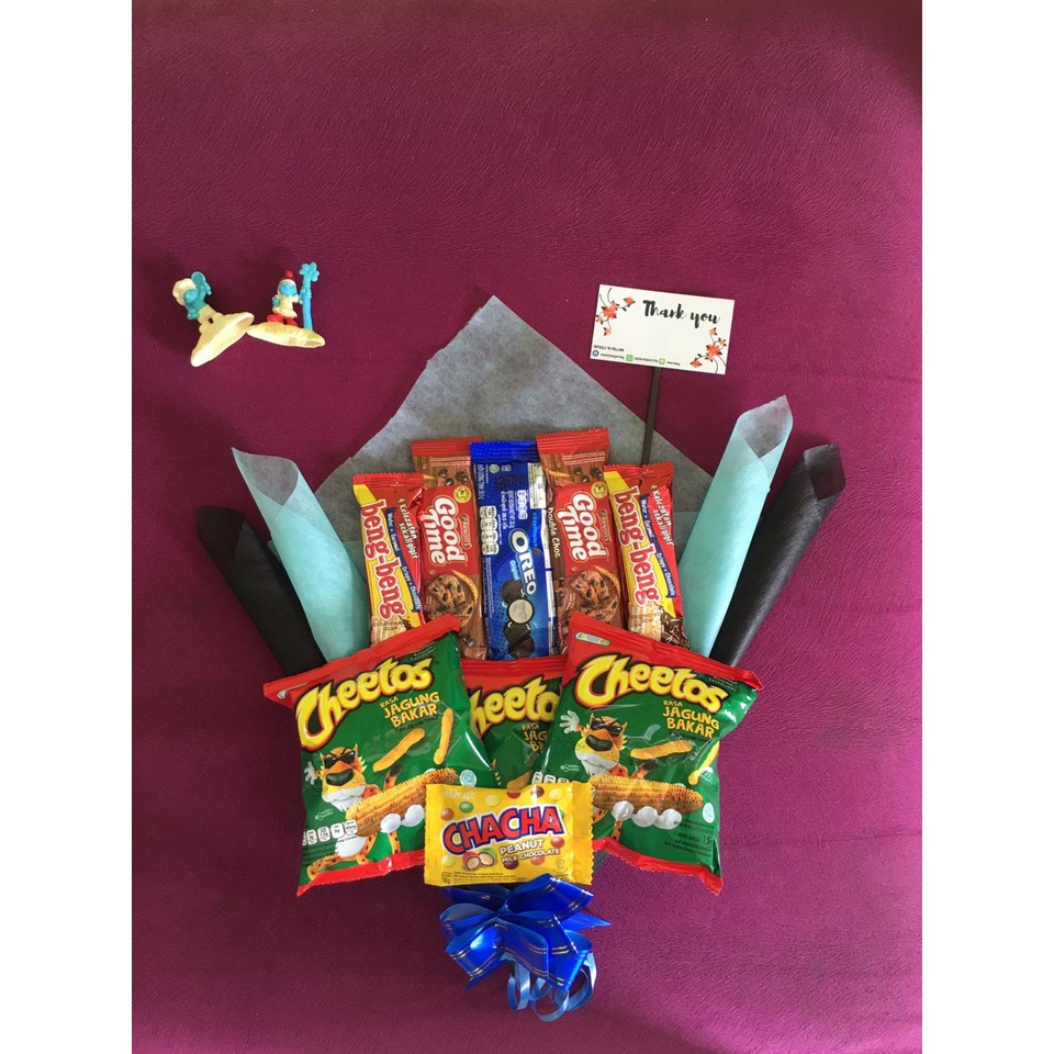 

Buket Snacks/Buket Makanan/Bucket makanan/buket murah/ buket wisuda/valentine/bucket wisuda