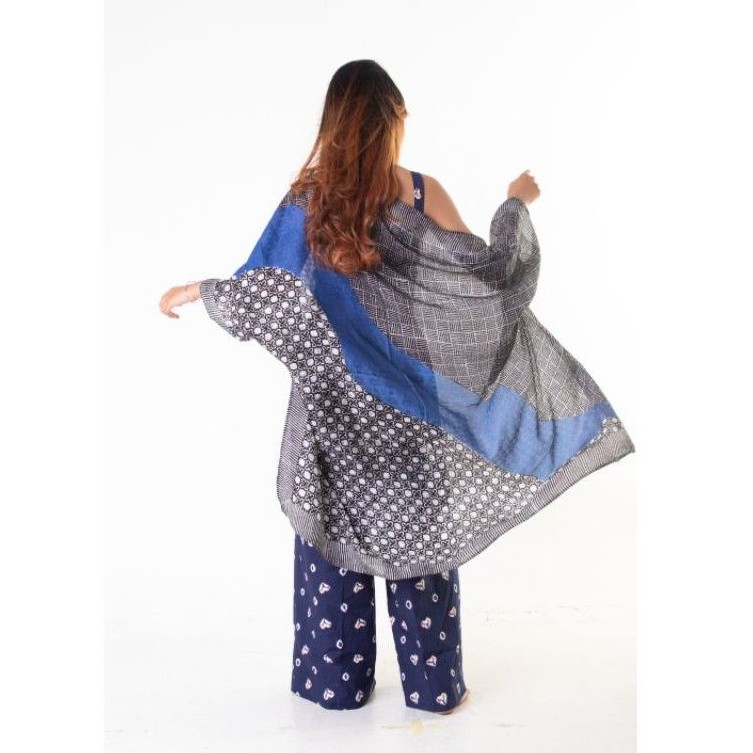 one set outer scarf