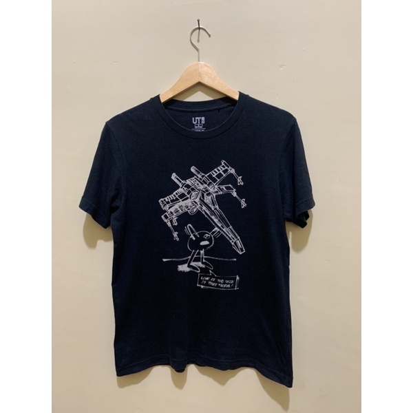 STAR WARS x UNIQLO | kaos second ori | Preloved