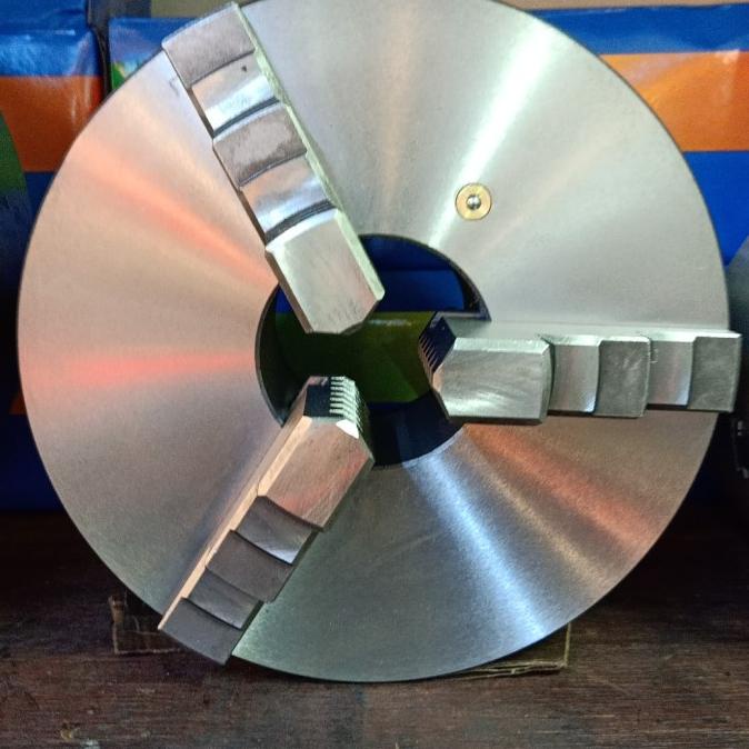 chuck bubut 5 inch 3jaw