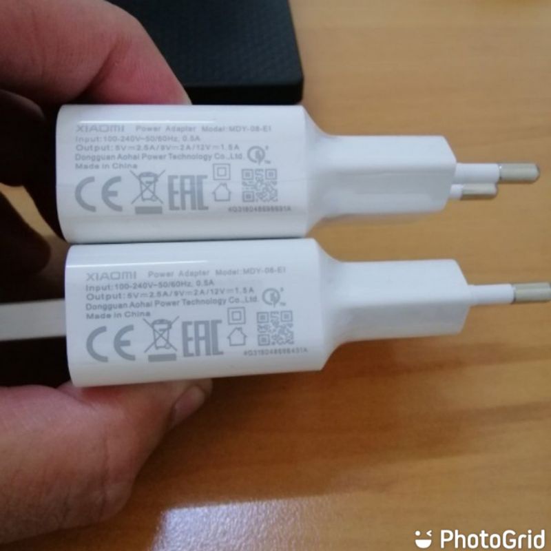 BATOK ADAPTOR KEPALA CHARGER XIAOMI 2.5 A 9V ORIGINAL