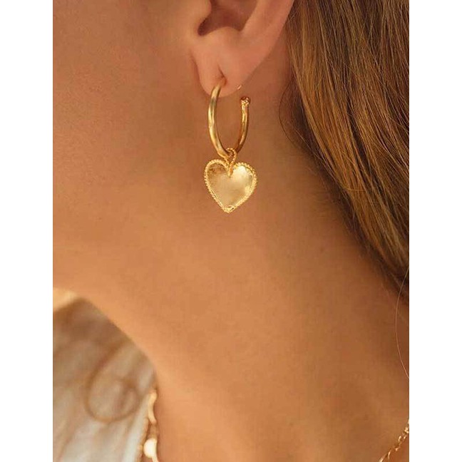 LRC Anting Tusuk Fashion Gold Gold-plated Love Earrings D53164