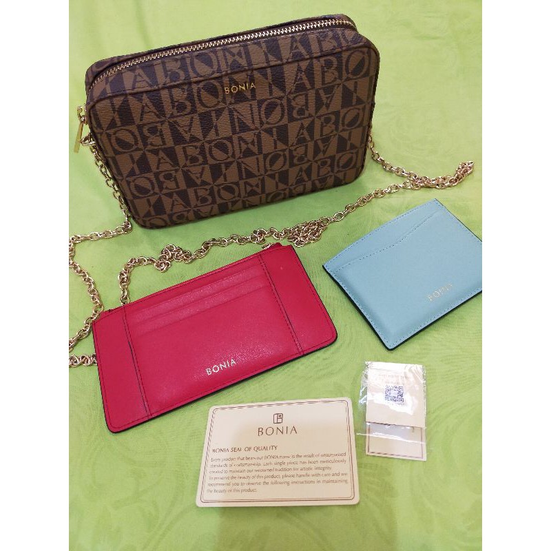 Bonia preloved/second SlingBag Original