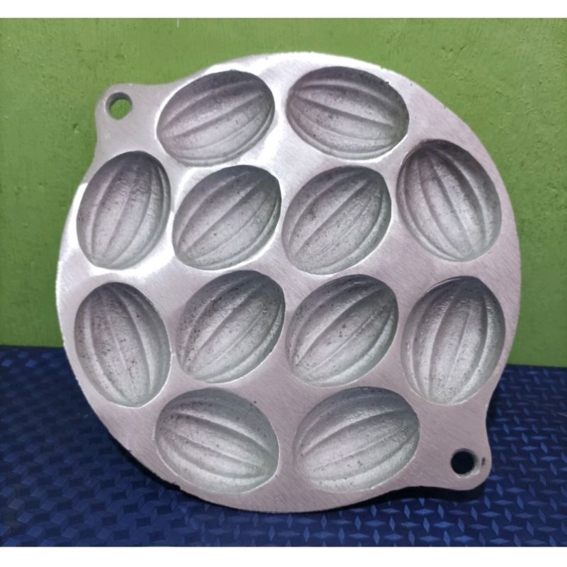 Cetakan Bolu Kering 12 Lubang