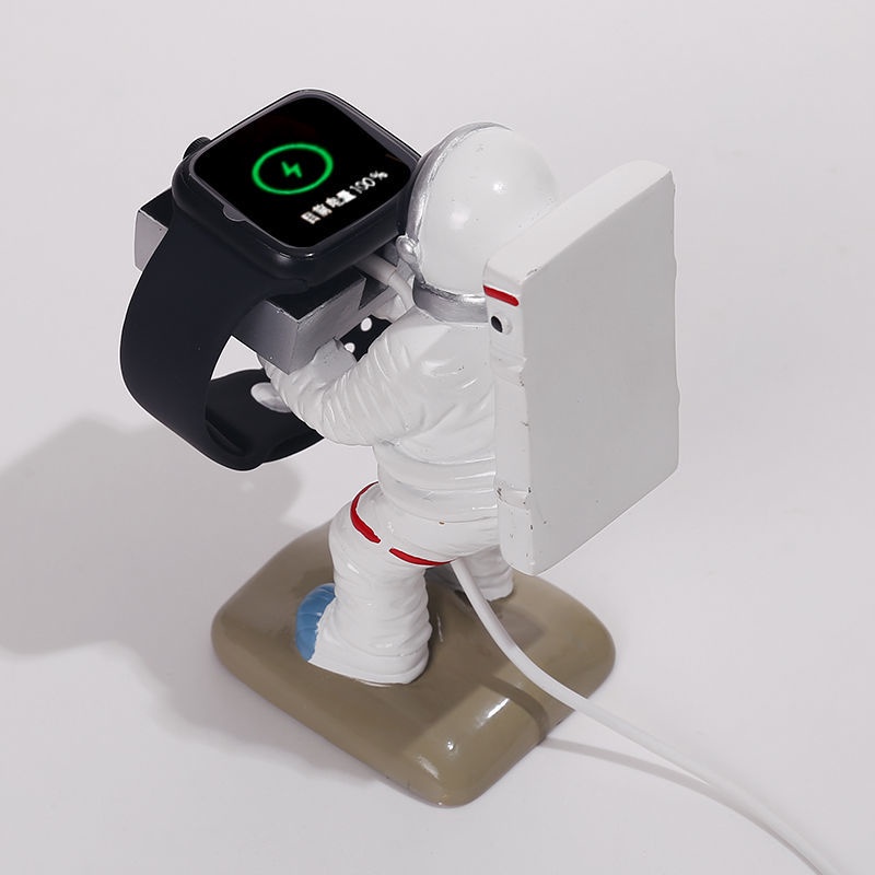 Stand Charger Wireless Bentuk Boneka Astronot Untuk Apple Watch 1 2 3 4 5 6 7