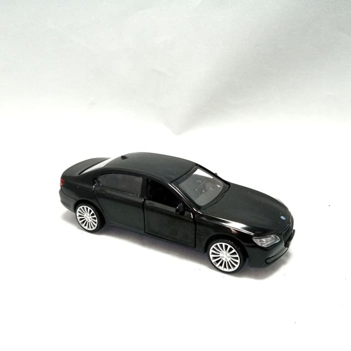 MSZ Diecast Apolo BMW 760LI skala 1.38 Hitam