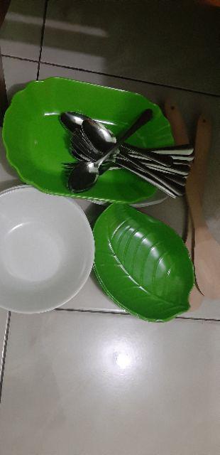 3 Pcs Piring Melamin Bentuk Daun Unika M6908 (uk.kecil) - Hijau